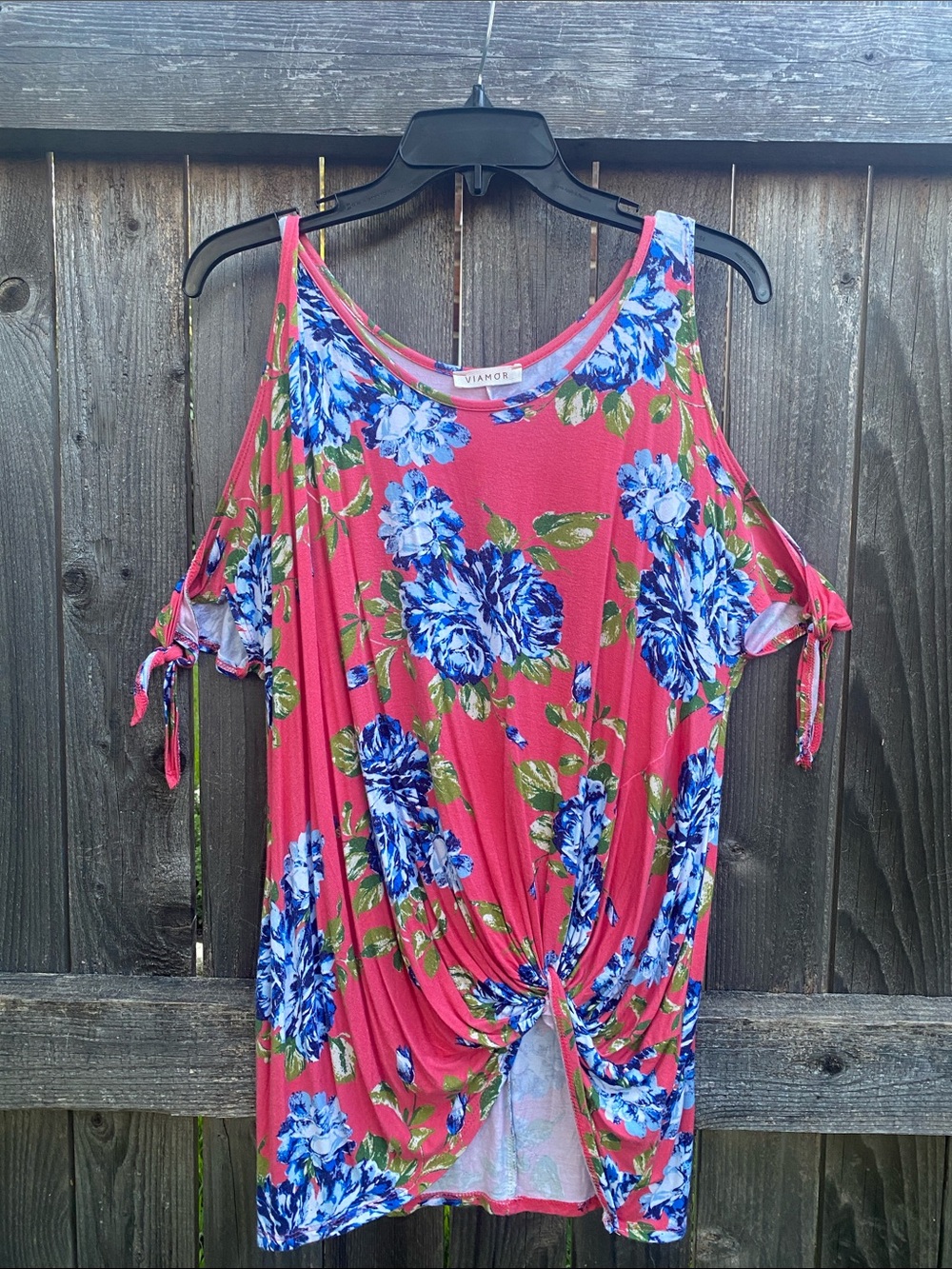 Viamor Women’s Top